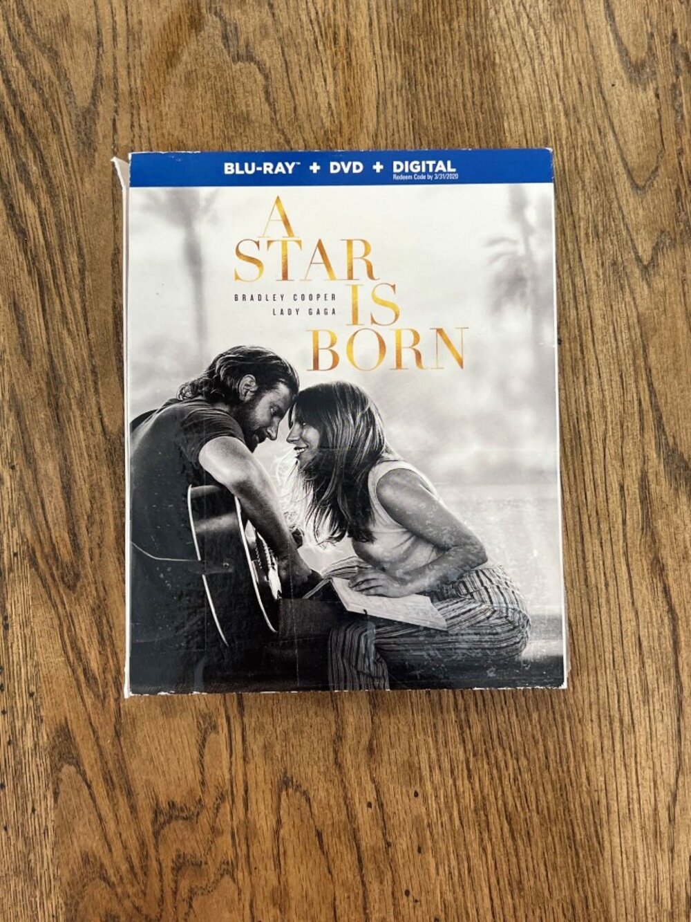 A Star Is Born 2018 Movie Blu-Ray/DVD/Digital Edition Bradley Cooper Lady Gaga